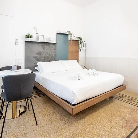 Vatican Luxury Little - Via Ottaviano 9 *